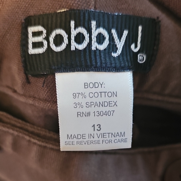 Bobby J. Brown Junior Shorts Size 13 - Picture 2 of 7